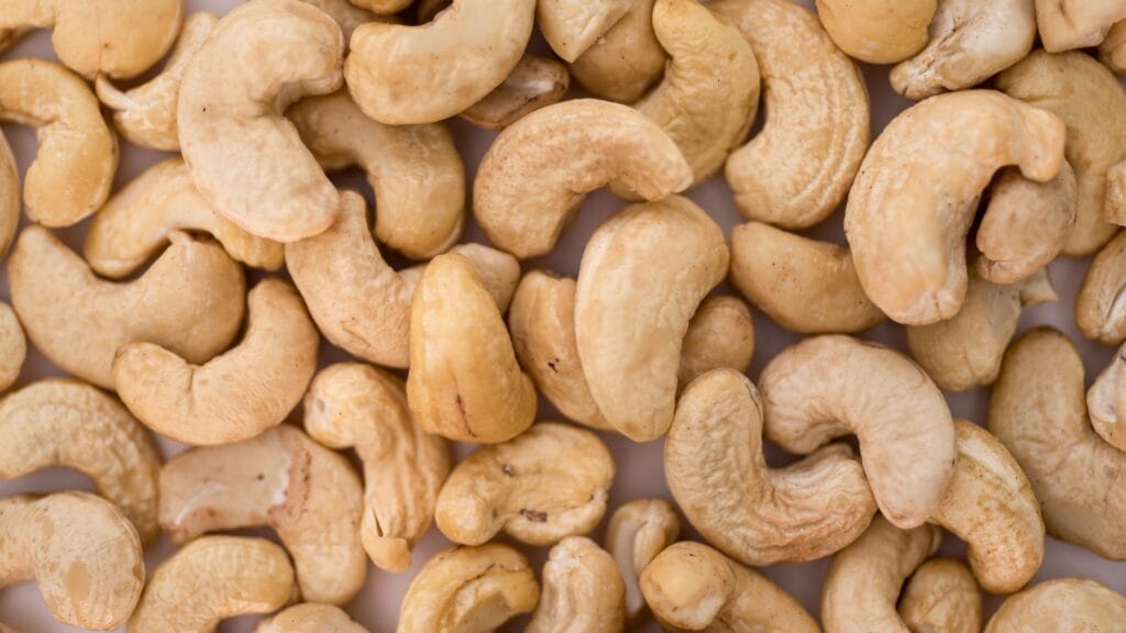 The Benefits of Cashews 2